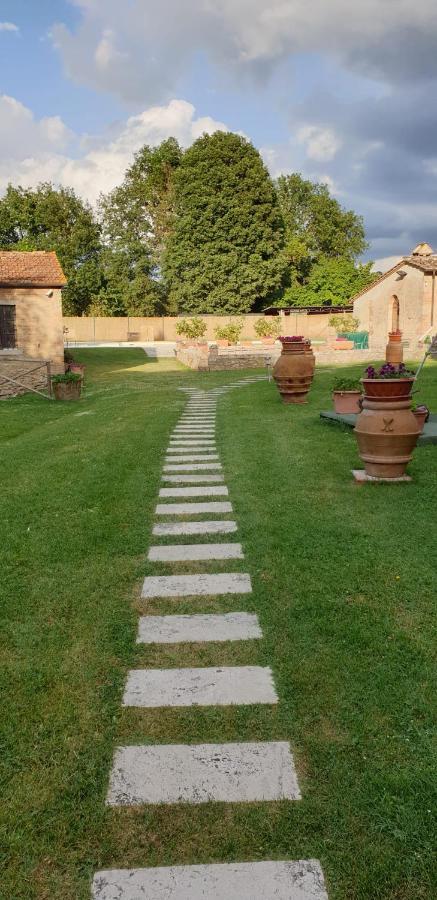 פוג'יבונסי Villa Bruna מראה חיצוני תמונה